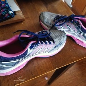 ASICS gel 8 1/2 womens